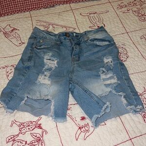 In good condition just got too tight and I can’t wear them anymore